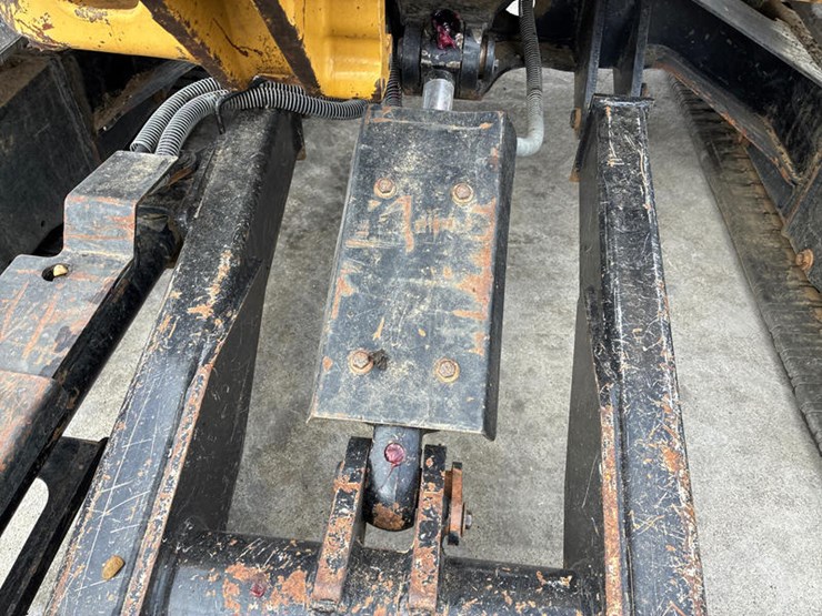 2021-caterpillar-303.5e2-cr-image-25