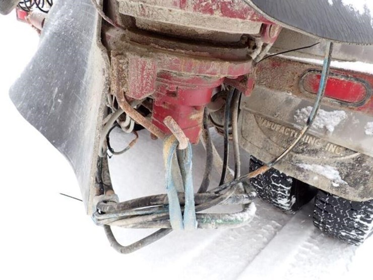 2011-peterbilt-365-image-52