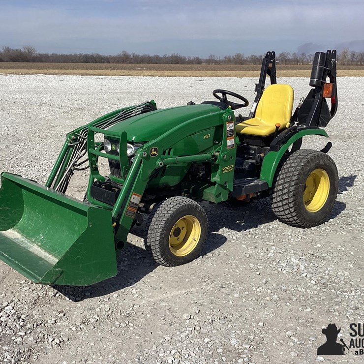 2012 JOHN DEERE 2320