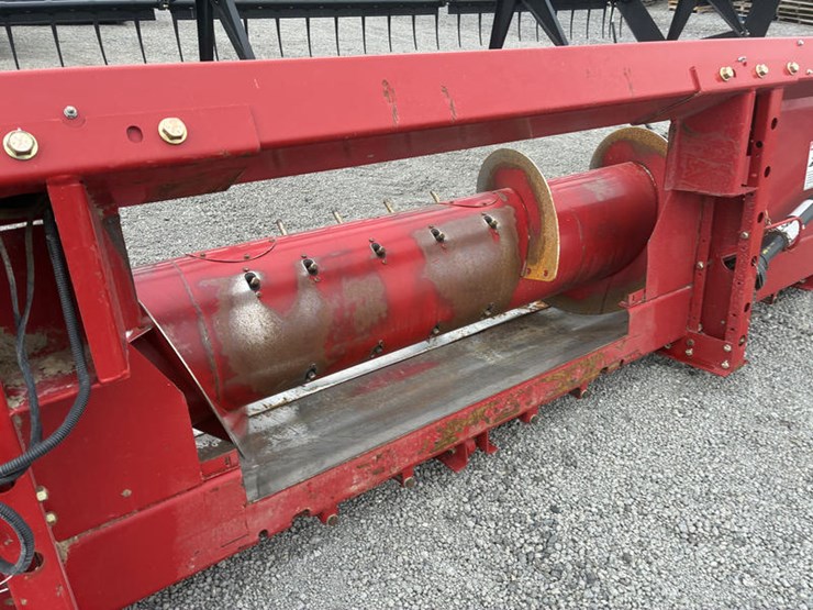 2005-case-ih-1020-image-10