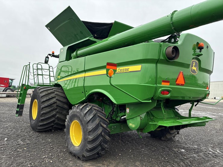 2014-john-deere-s680-image-7