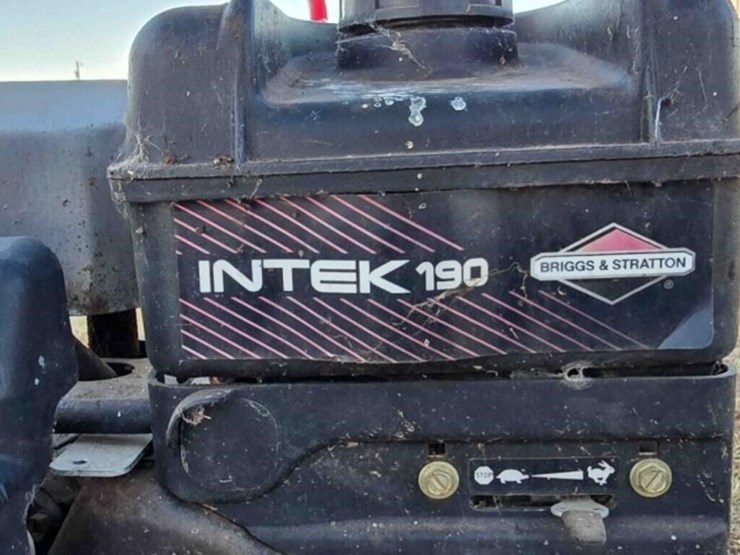 troy-bilt-bronco-image-3