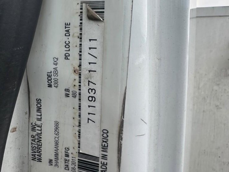 2012-international-durastar-4300-image-31