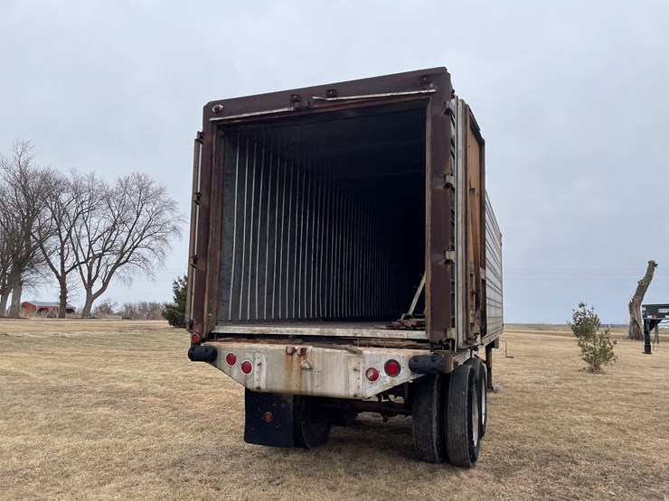 great-dane-van-trailer-image-5