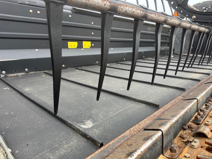 2013-case-ih-2162-image-22