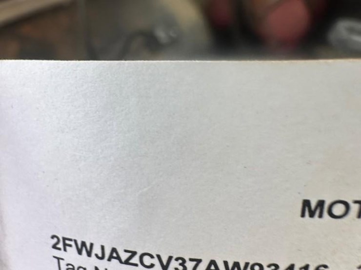 2007-sterling-l9000-4000-gallon-t/a-water-truck-image-26