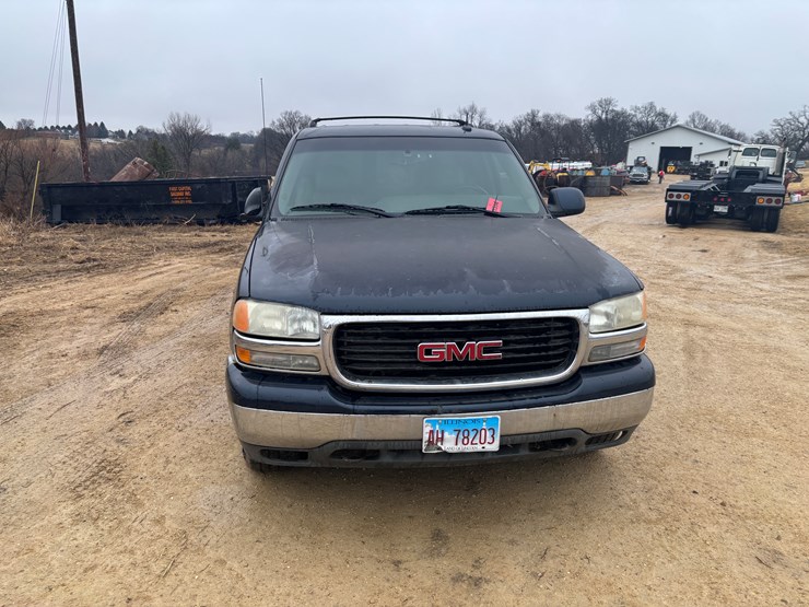 2003-gmc-yukon-image-6
