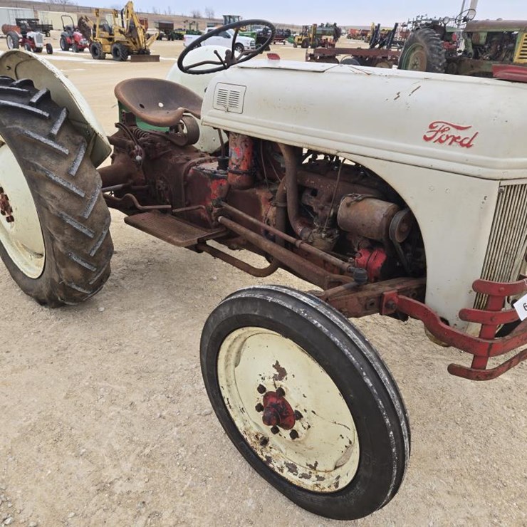 FORD 8N