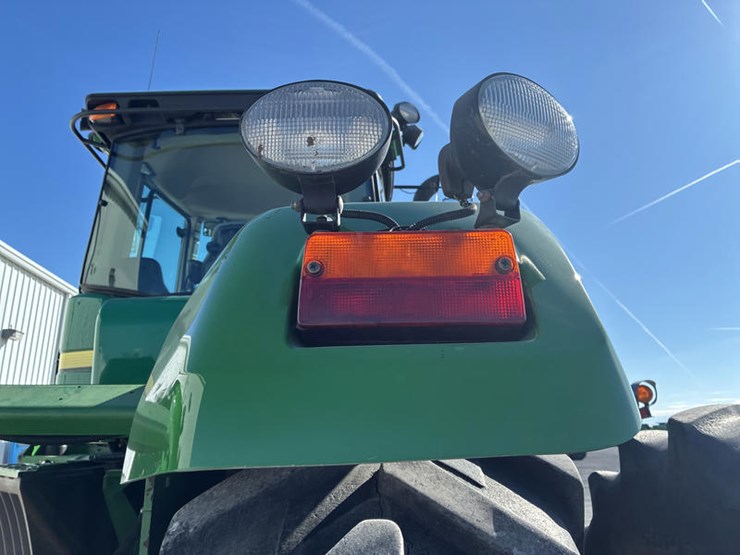 2009-john-deere-9530-image-25