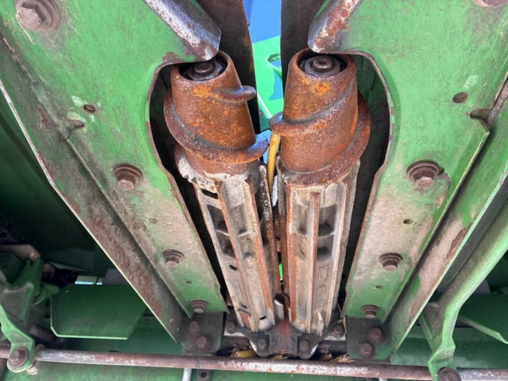 2011-john-deere-612c-image-42