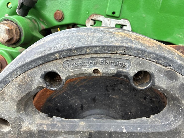 2019-john-deere-1775-image-26