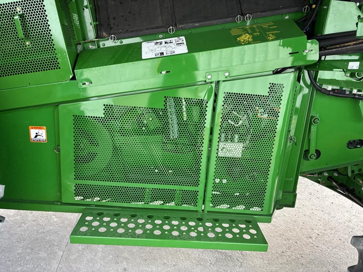 2015-john-deere-s670-image-54