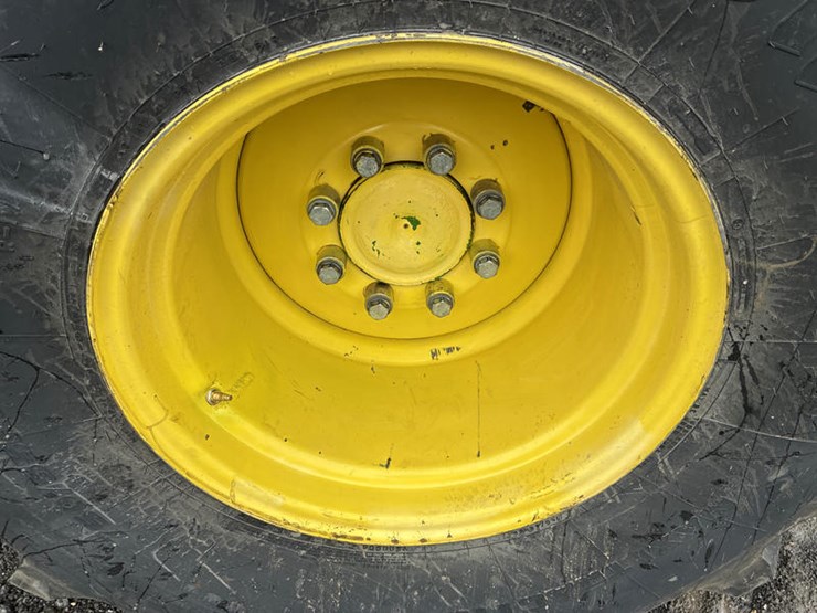 2014-john-deere-s680-image-37