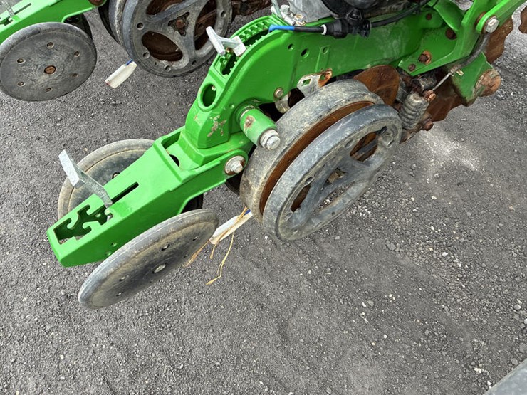 2019-john-deere-1775-image-94