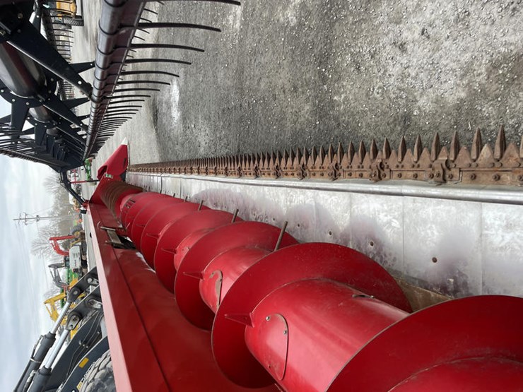 2011-case-ih-3020-image-17