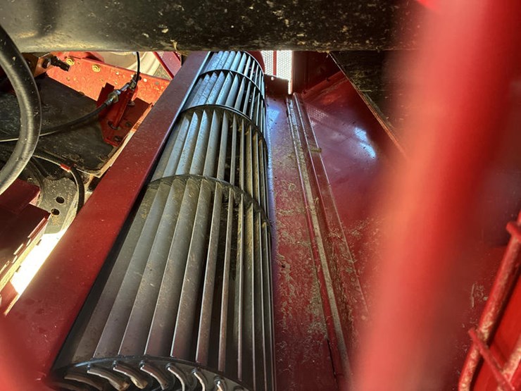 2008-case-ih-2588-image-61