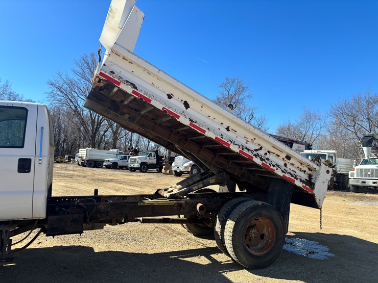 2003-ford-f650-image-43