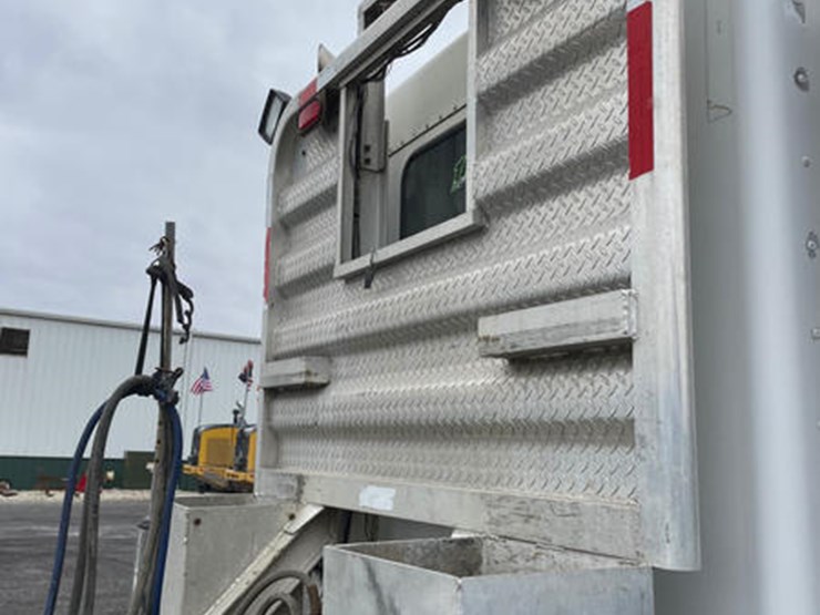 2000-caterpillar-c12-image-29