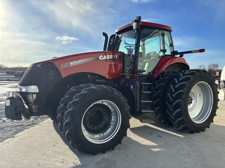 2011-case-ih-magnum-315-image-12