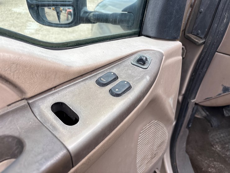 1999-ford-f250-image-8