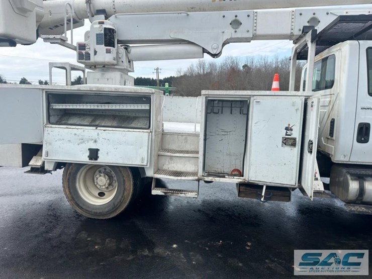 2012-international-durastar-4300-image-12