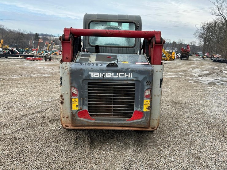 2019-takeuchi-tl10v2-image-31