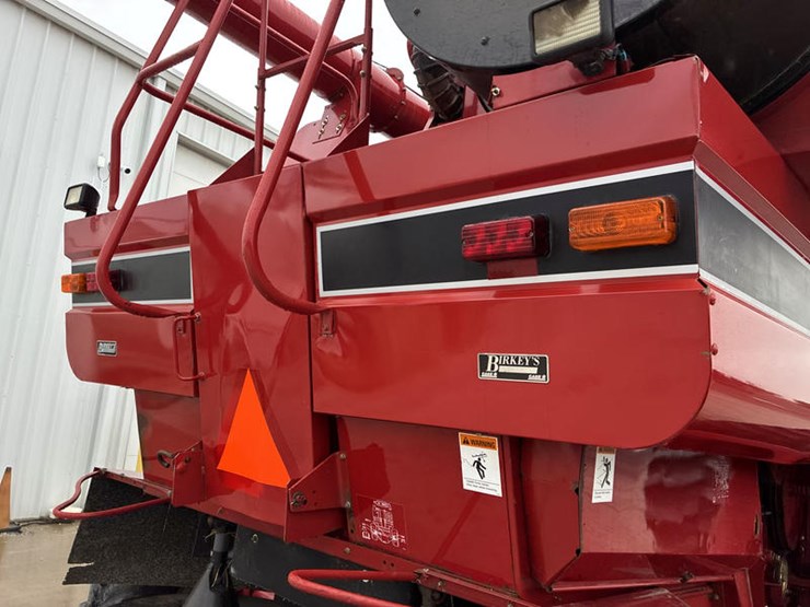 2000-case-ih-2388-image-14