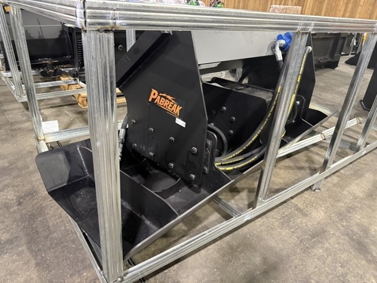 2026-pabreak-pc463-plate-compactor-image-3