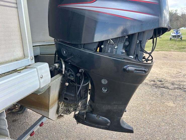 2001-premier-225-sun-station-pontoon-boat-image-17