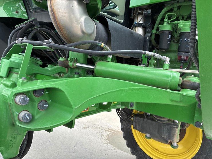2021-john-deere-r4030-image-55