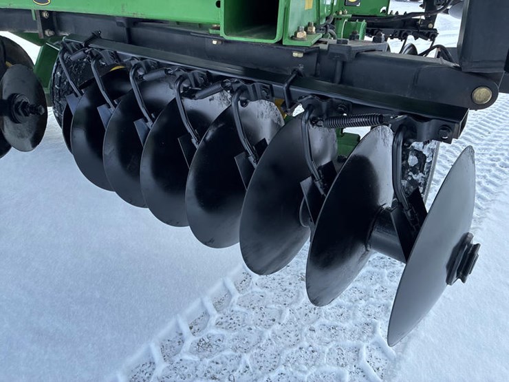 2008-john-deere-637-image-55