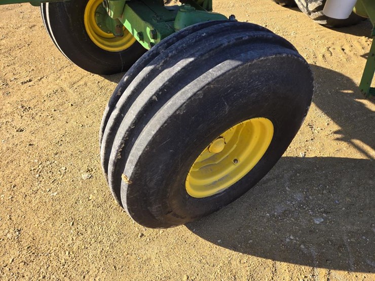 john-deere-4640-image-15