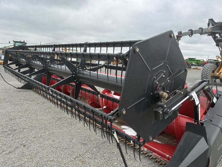 2005-case-ih-1020-image-3