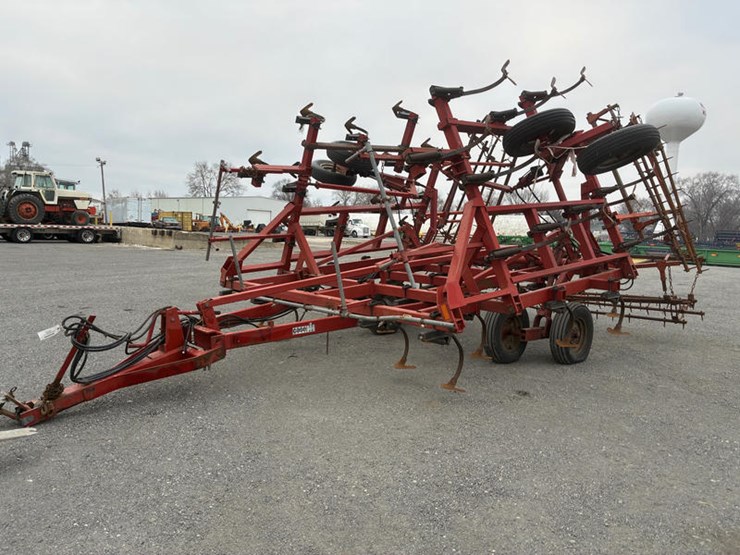case-ih-4800-image-16