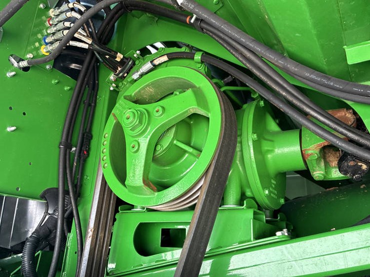 2022-john-deere-s780-image-54