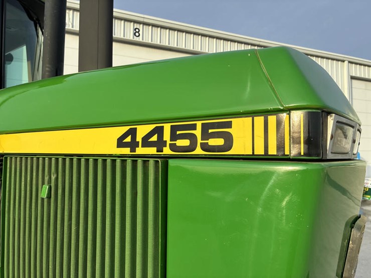 1990-john-deere-4455-image-18