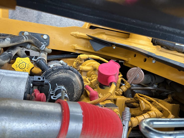 2020-john-deere-2020-image-66