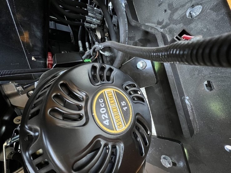 2026-miva-va13-mini-hydraulic-excavator-image-23