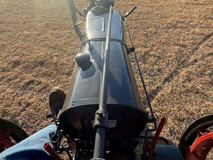 1936-farmall-f-12-image-13