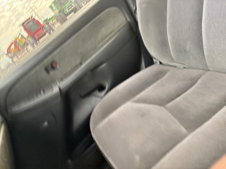 2003-chevrolet-silverado-1500-image-41