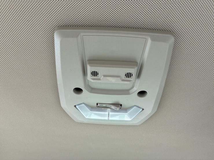 2021-john-deere-8rx-410-image-95