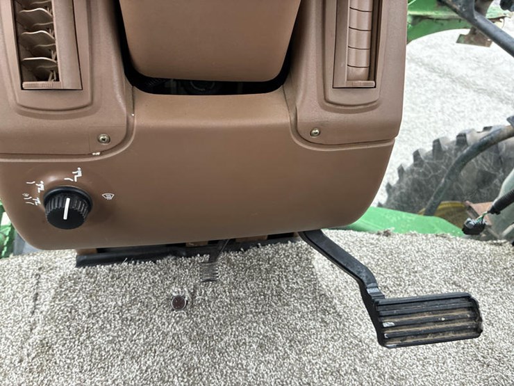 2005-john-deere-4920-image-76