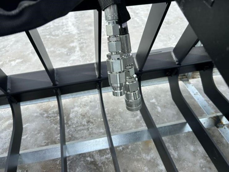 unused-great-bear-rock-grapple-bucket-image-7