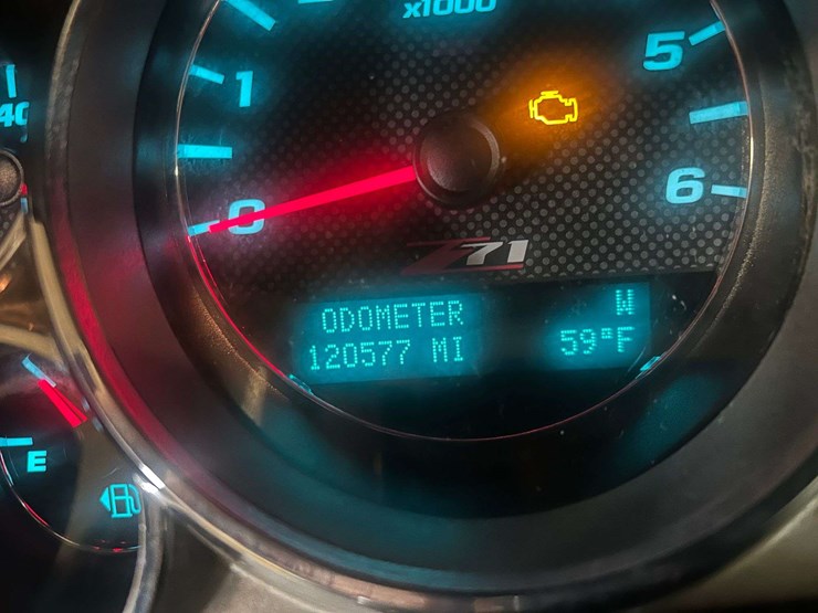 2013-chevy-silverado-lt-z71-pick-up-truck-image-16