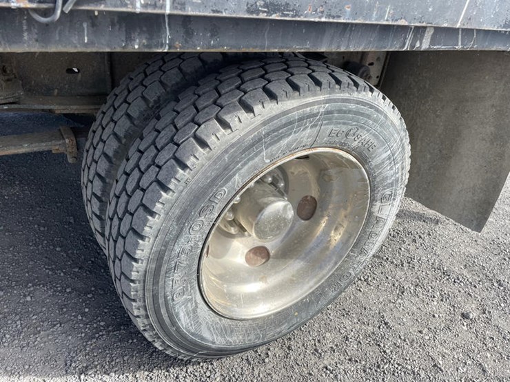 1995-gmc-sierra-3500hd-image-15