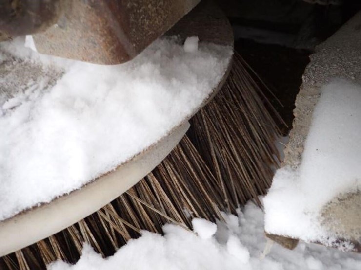 2002-gmc-7500-image-38