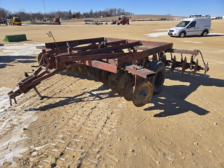 international-15-image-3