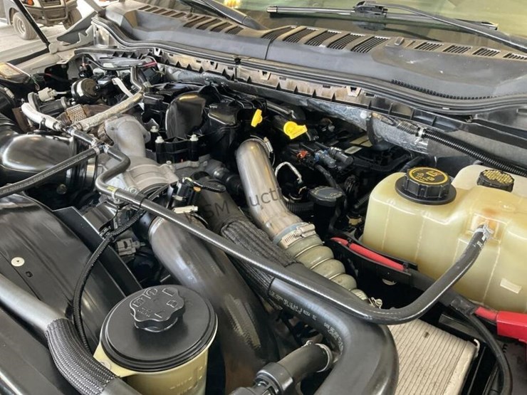 2019-ford-f550-image-13