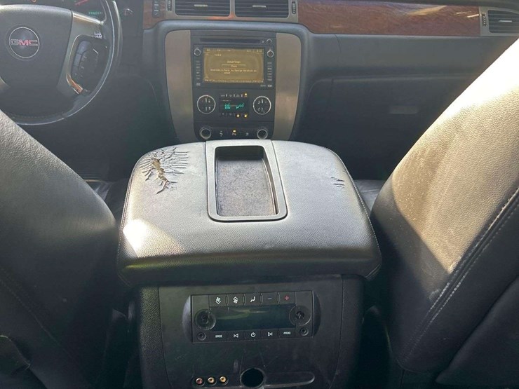 2008-gmc-yukon-xl-image-22