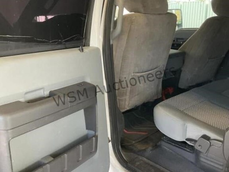 2011-ford-f250-image-26